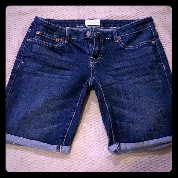 Jean Short - Picture 1 of 3